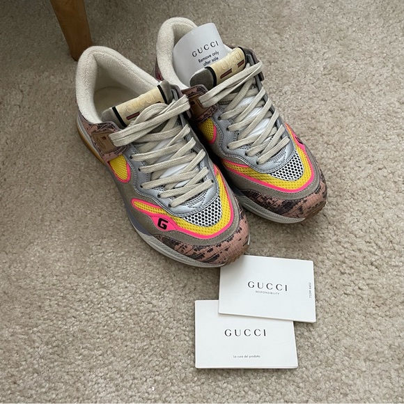 GUCCI women’s Ultrapace multicolor sneakers | snake print sz 37 - Picture 2 of 14